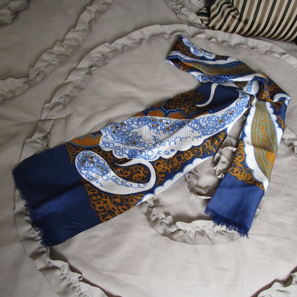 printed silk scarf - Picture 2 of 4